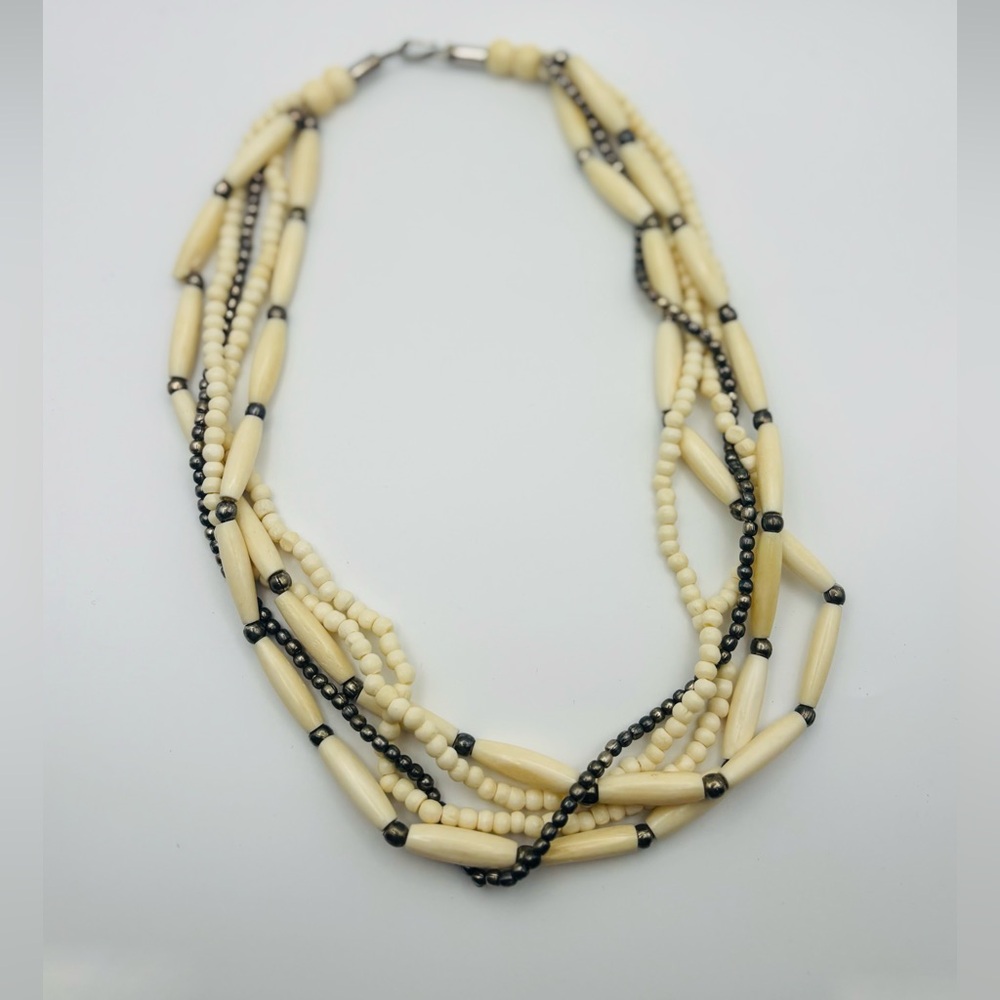 VTG Textured Bead Necklace - Ivory & Black Metal -Elegant & Unique Jewelry Piece